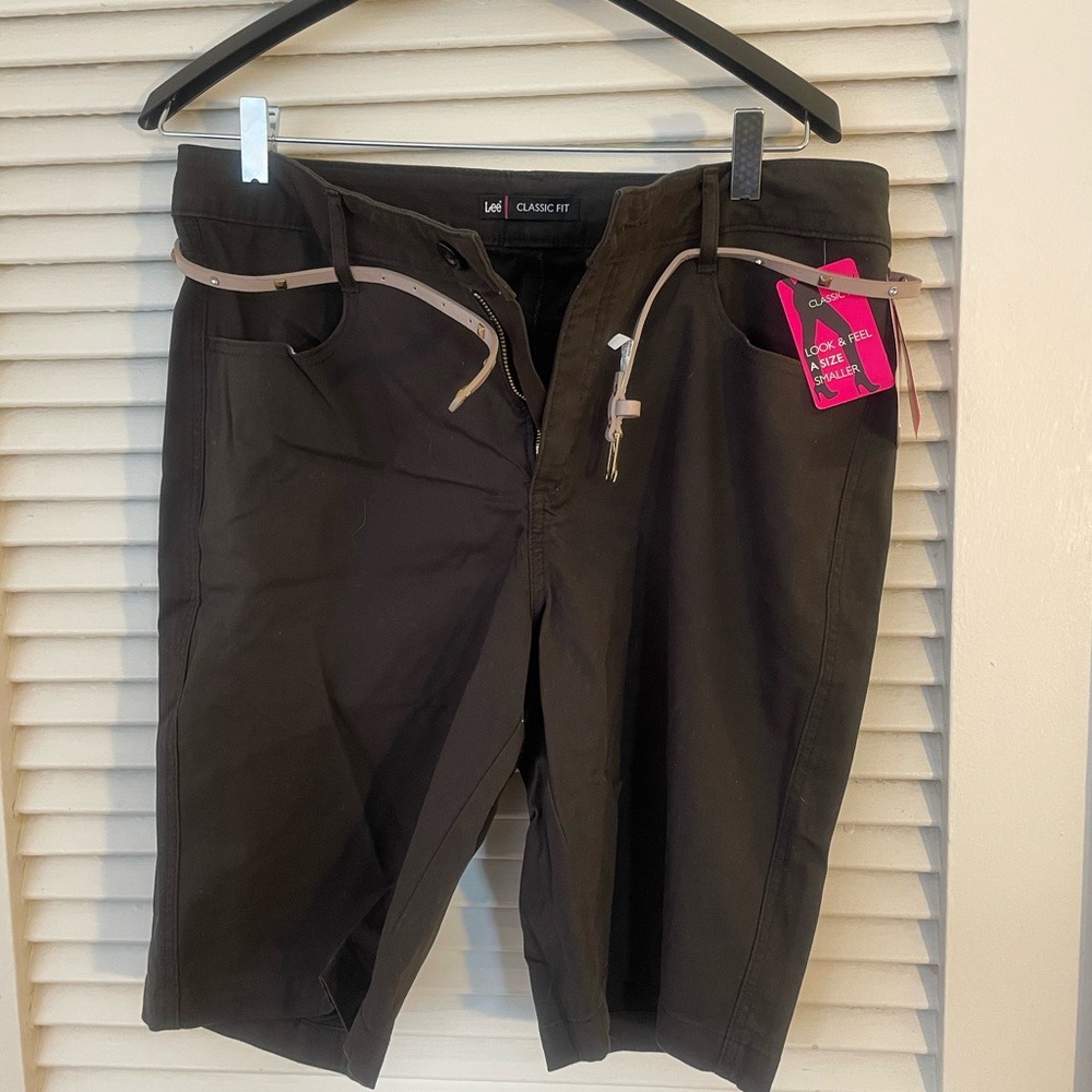 Lee Classic Fit Black Shorts